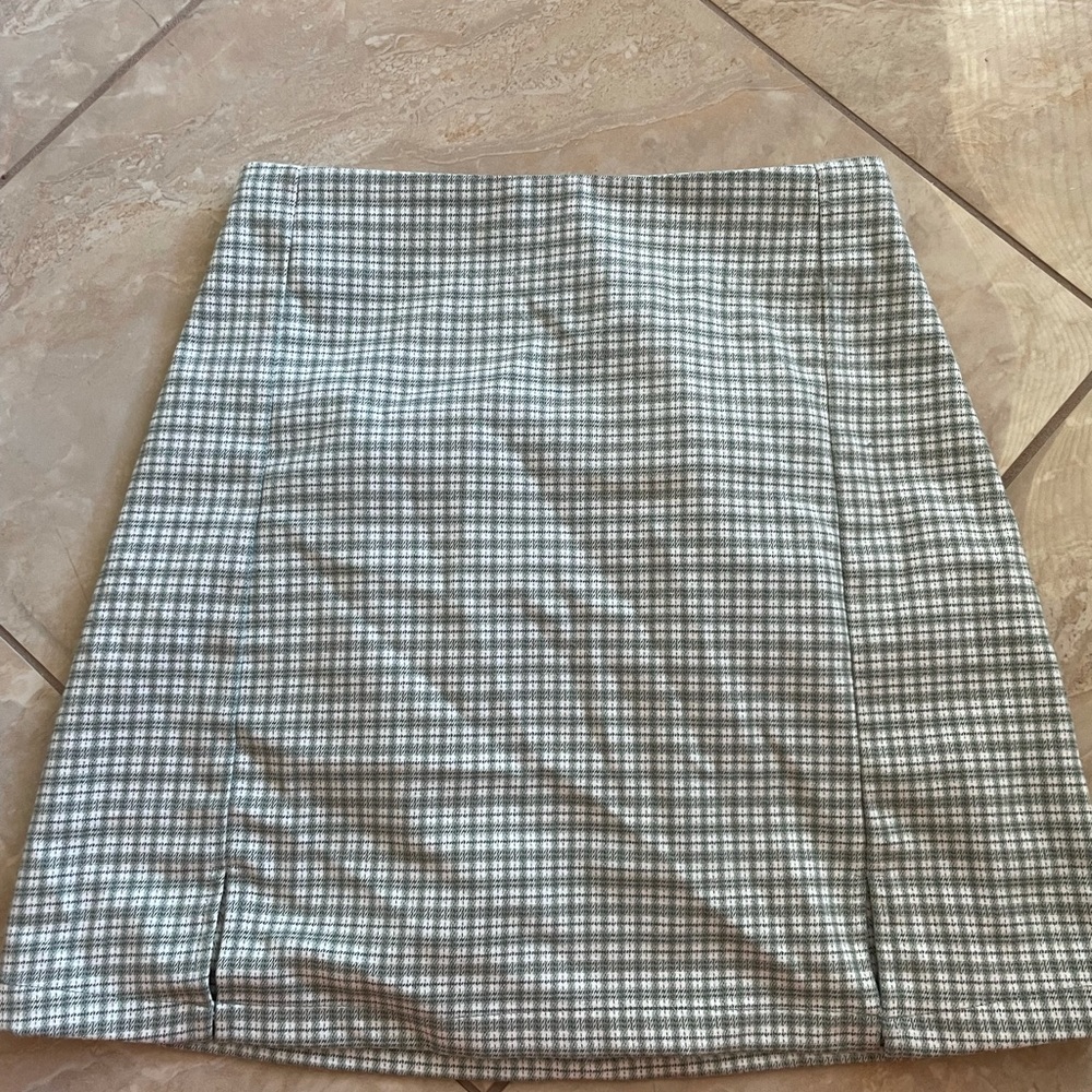 Brandy Melville skirt